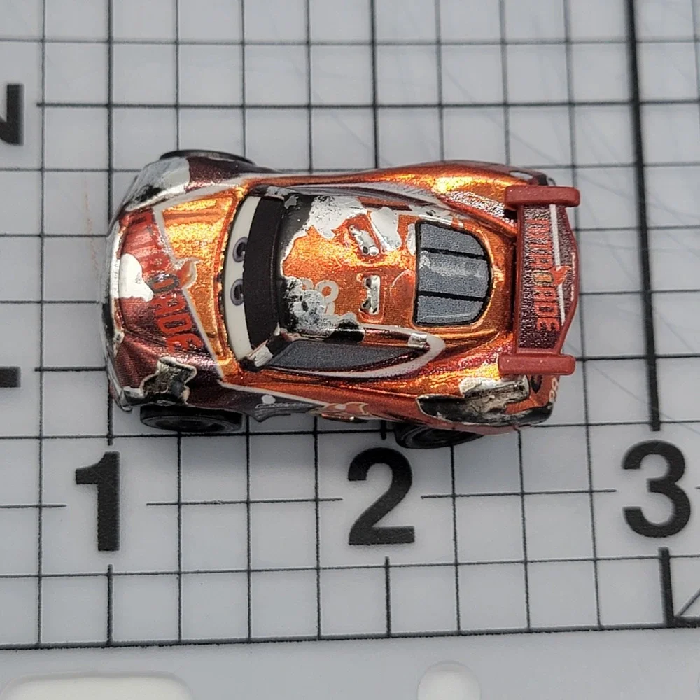 DISNEY 2017 PIXAR‎ CARS METALLIC TIM TREADLESS NITROADE #28 MINI RACERS DIECAST